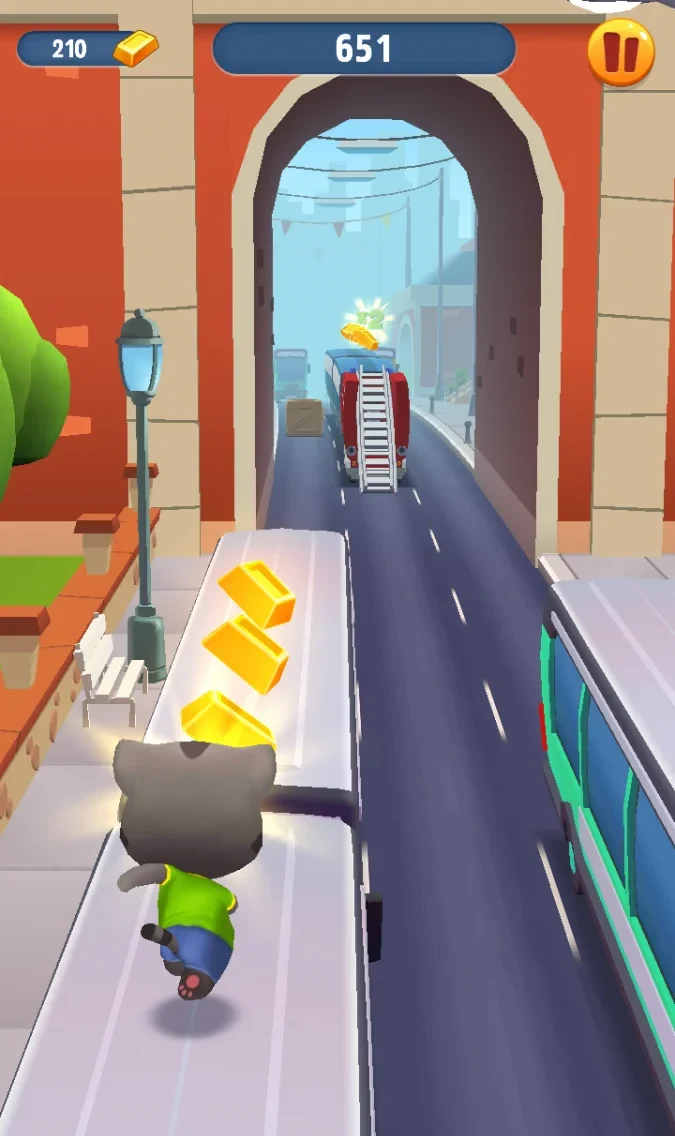 Capture d'écran de gameplay 6 de Talking Tom Gold Run